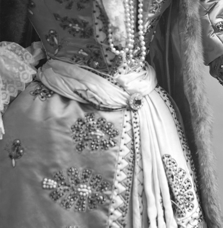 Lady Fitzgerald, n&eacute;e Amelia Catherine Bischoffsheim (d 1947). 