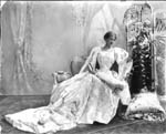 Lady Ashburton (1866-1904), née Mabel Edith Hood. 