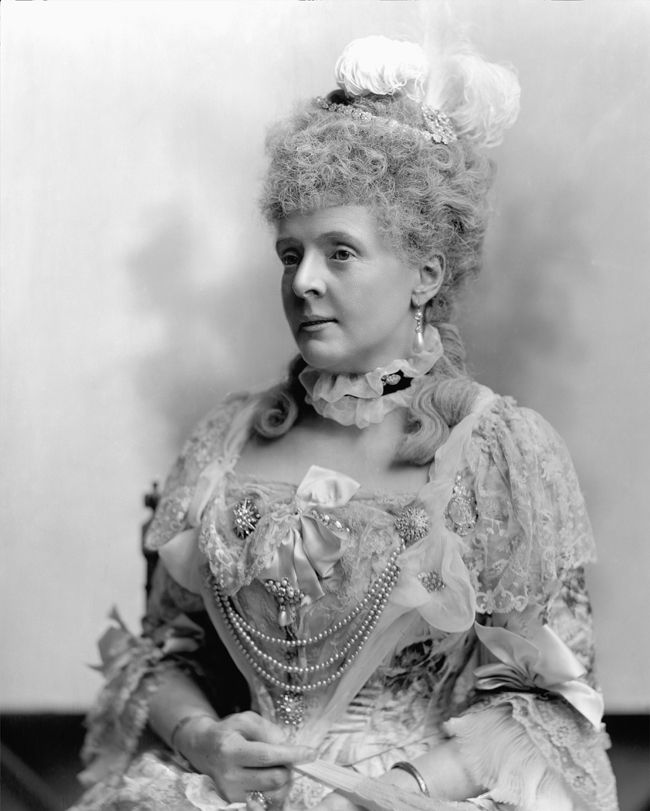 Emily (Theresa), Lady Ampthill (1843-1927), nénée Villiers.