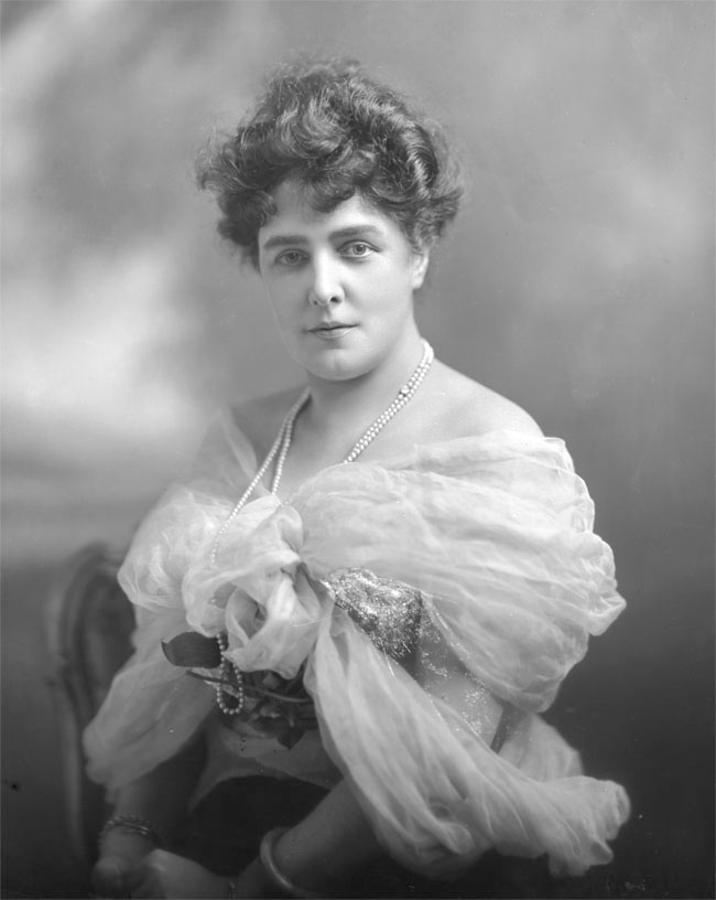 copyright V&A. Lady Randolph Churchill, née Jennie Jerome (1854-1921)