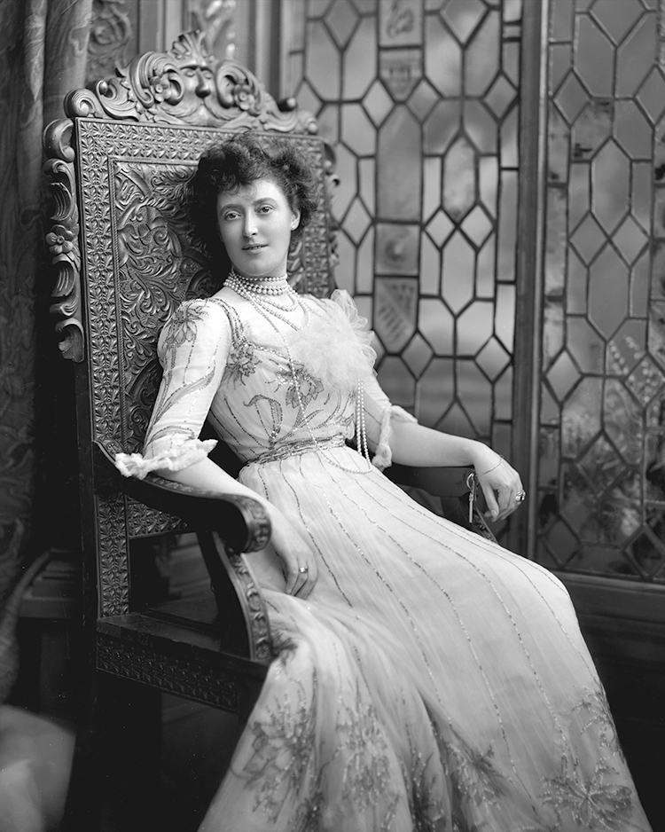 Hon. Mrs. Ronald Greville, later Dame Margaret (Helen Anderson) Greville, née McEwan (d. 1942).
