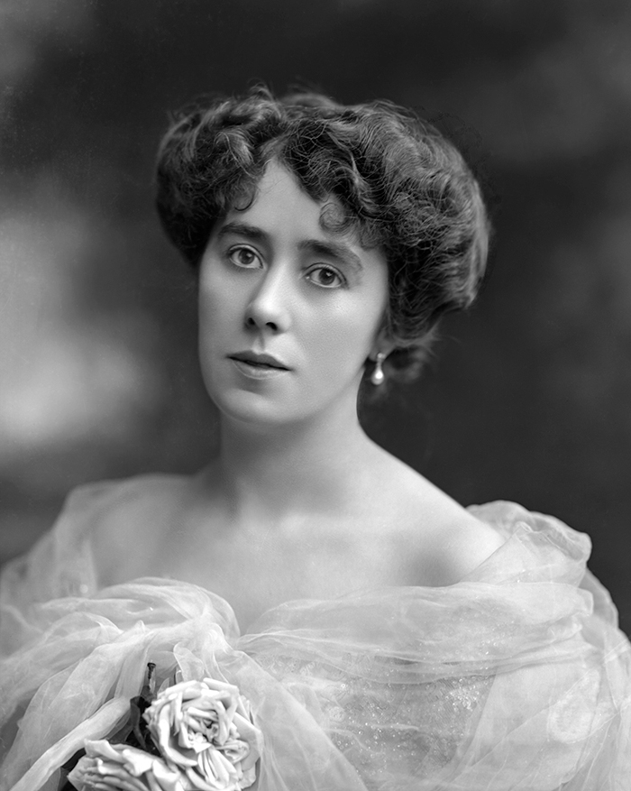 Mrs Alfred Charles William Harmsworth, later Viscountess Northcliffe, then Lady Mary Hudson, née Mary Elizabeth Milner (d 1963)
