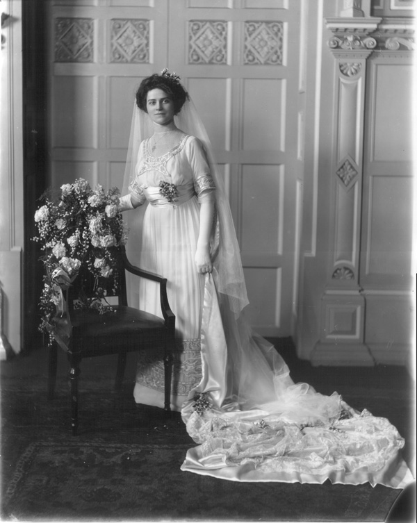 Miss Pauline Marguerite Duboc (bride), 