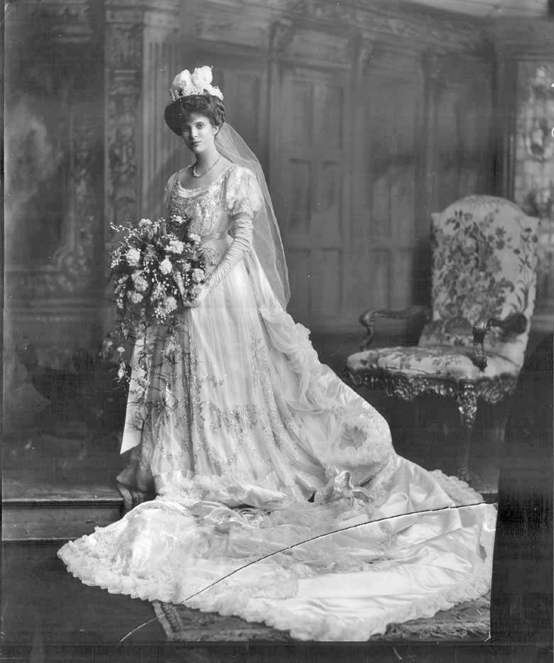 Lady Violet Deramore, née Blanche Violet Saltmarshe (d. 1973).