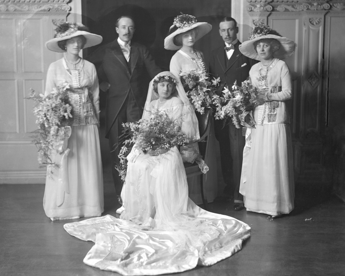 The marriage of Compte Jacques de Lesseps to Miss Grace Mackenzie, wedding group with bridesmaids and best man. 