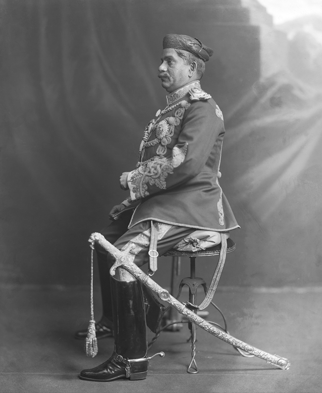 H.H. Farzand-i-Khas-i-Daulat-i-Inglishia, Shrimant Maharaja Sir Sayajirao III Gaekwad, Sena Khas Khel Shamsher Bahadur, Maharaja of Baroda, GCSI (15.12. 1887), GCIE (1.1.1919).
