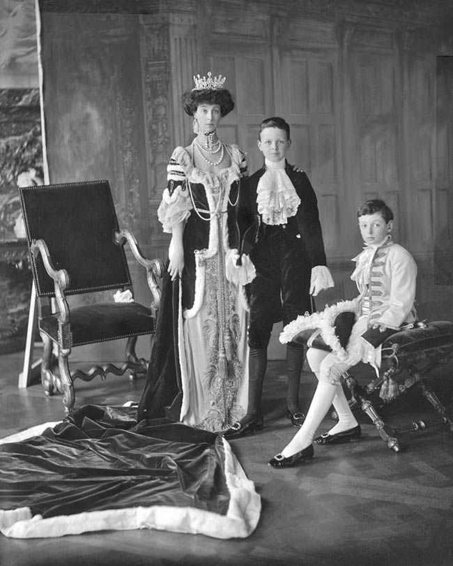 Consuelo, Duchess of Marlborough (c. 1877-1964); daughter of William Kissam Vanderbilt; m. (1895) 9th Duke of Marlborough.