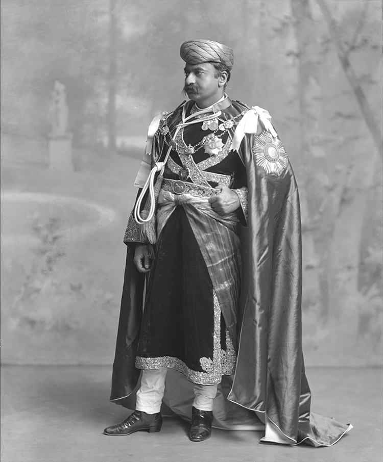 Thakor Saheb Sir Bhagwatsinghji Sagramji, Thakor of Gondal (1865-1944).