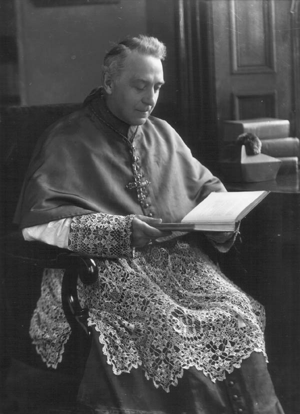 Most Rev. William J. Walsh (1841-1921). 